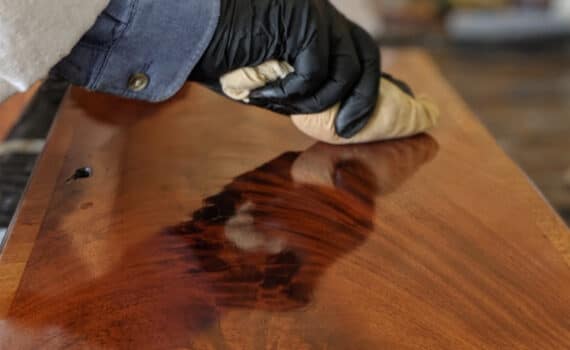 French Polisher Dubai