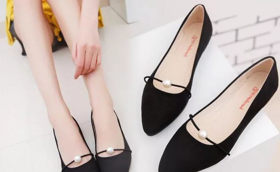 Buy Women Shoes Dubai