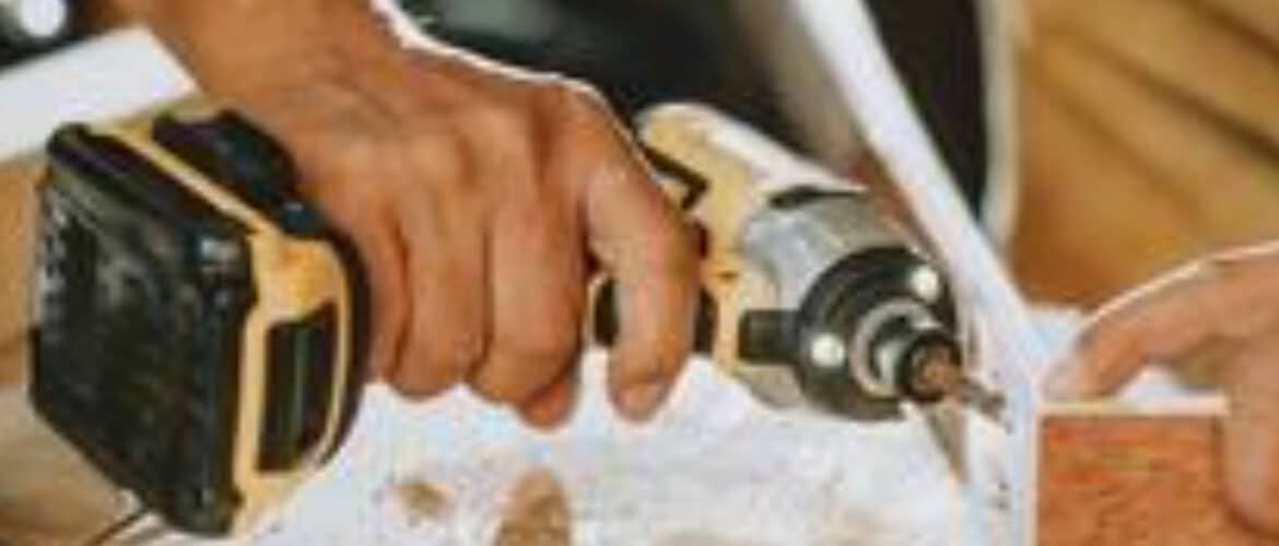 Carpenter Near Tilal Al Ghaf