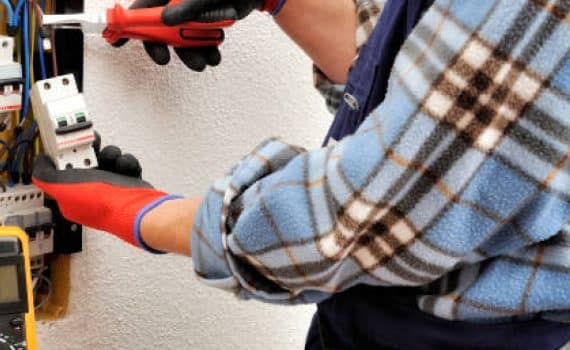 Emergency Electrician Near Arabian Ranches