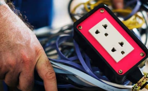 Emergency Electrician Near Motor City Dubai