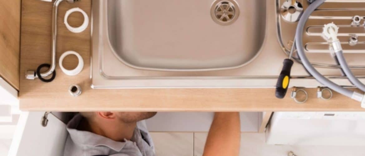 Can a plumber in Dubai help with kitchen sink installation or repairs