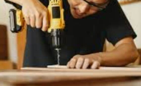 DIY vs Professional Handyman in Dubai_ When to Call an Expert